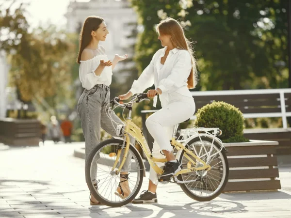 Meilleur vélo femme VTC : comment bien choisir en 2024