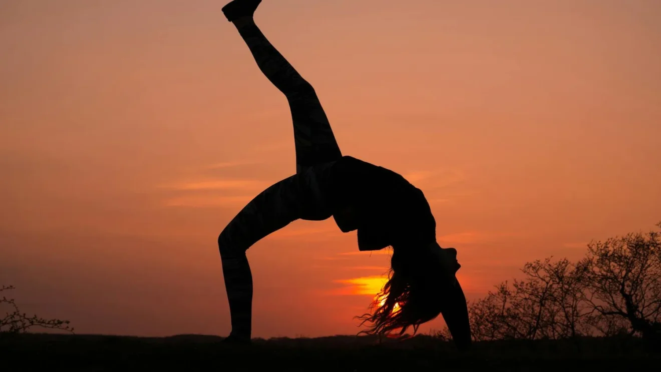 Yoga fitness hybride vinyasa : la pratique qui change tout