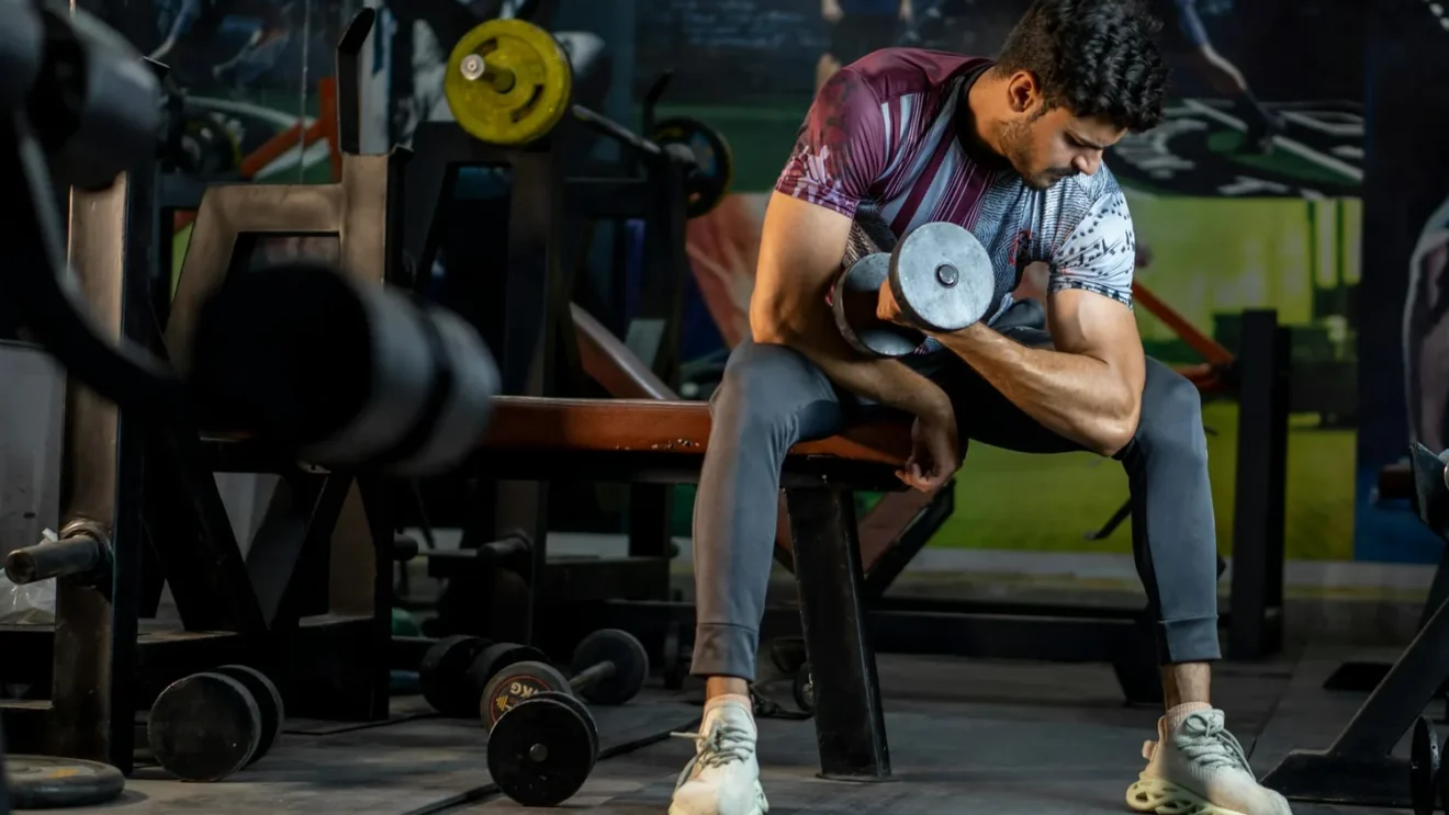 Les meilleures exercices biceps pour des bras musclés