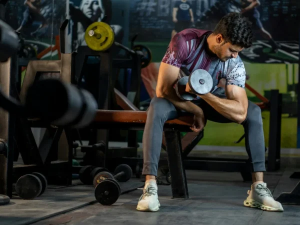 Les meilleures exercices biceps pour des bras musclés